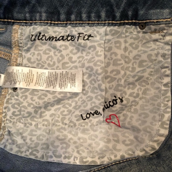 CHICO'S Platinum Jeans - Picture 5 of 5